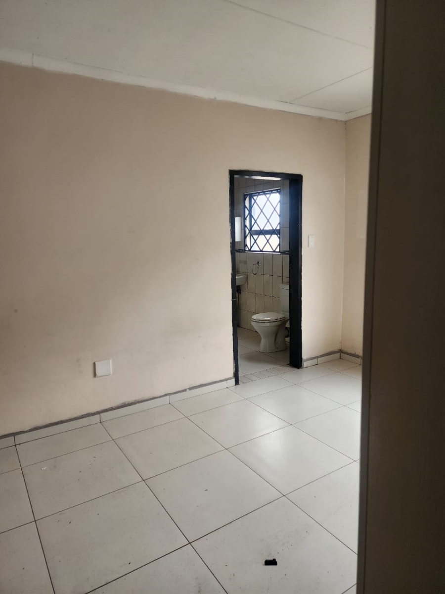 4 Bedroom Property for Sale in Flamwood North West
